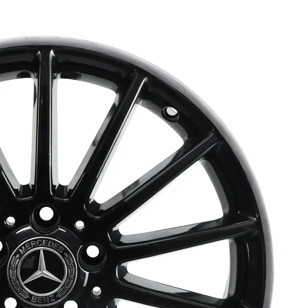 Jante alliage noire 18" ET:52 7.5J pour Mercedes W176 W246 AMG à propos du numéro de pièce A1764010200 Mercedes W176 W246 AMG Jante alliage noire 18" ET:52 7.5J - SKU A1764010200-6 - Numéro de pièce A1764010200