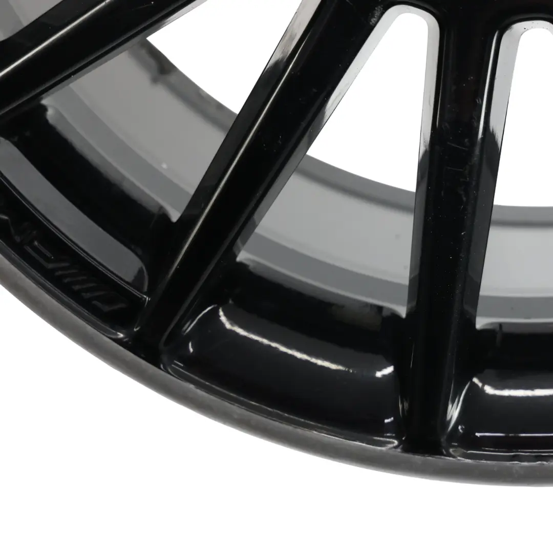 Jante alliage noire 18" ET:52 7.5J pour Mercedes W176 W246 AMG à propos du numéro de pièce A1764010200 Mercedes W176 W246 AMG Jante alliage noire 18" ET:52 7.5J - SKU A1764010200-6 - Numéro de pièce A1764010200