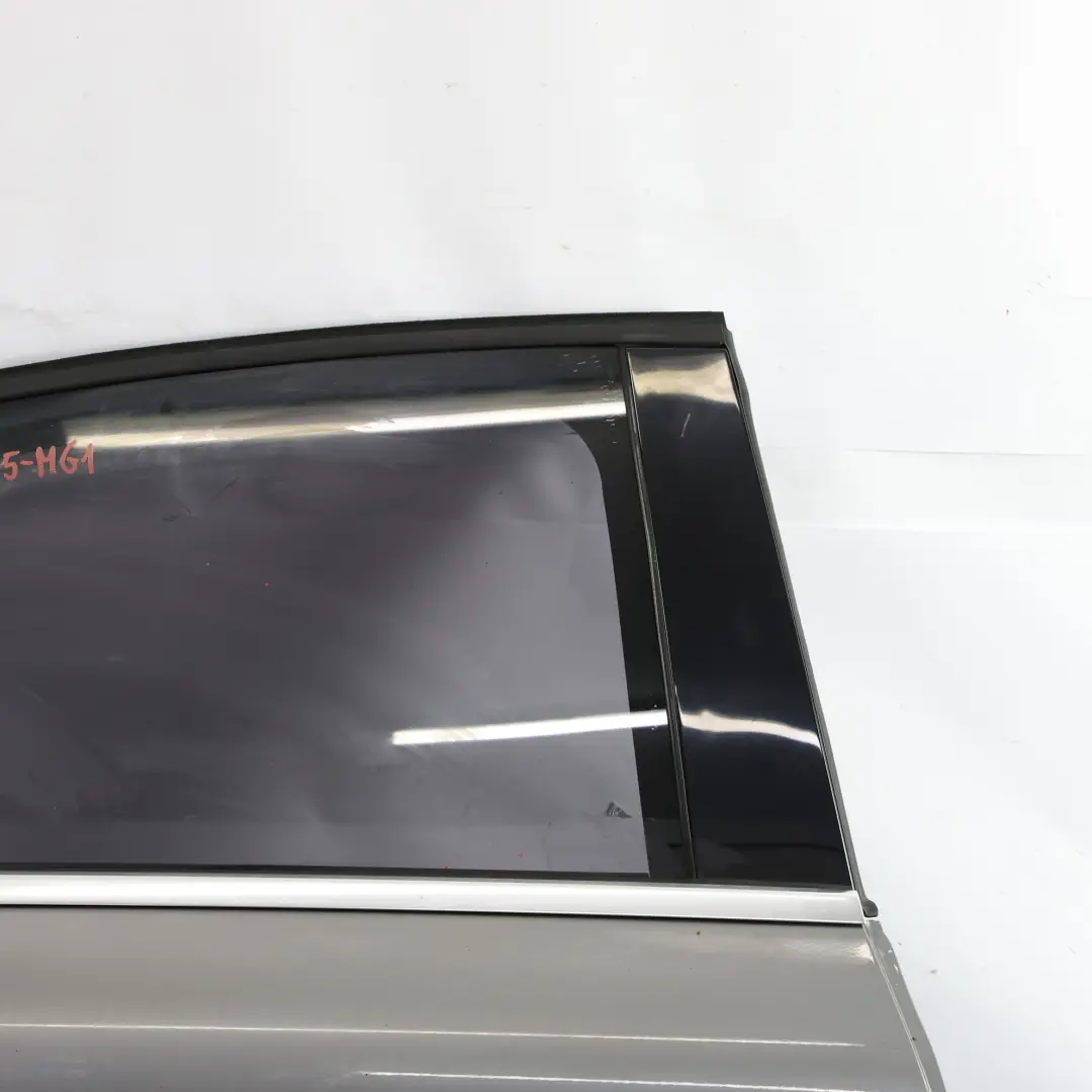 Tür hinten rechts Mountain Grey Grau Metallic - 787 für Mercedes W176 mit Teilenummer A1767300205 Mercedes W176 Tür hinten rechts Mountain Grey Grau Metallic - 787 - SKU A1767300205-MG1 - Teilenummer A1767300205