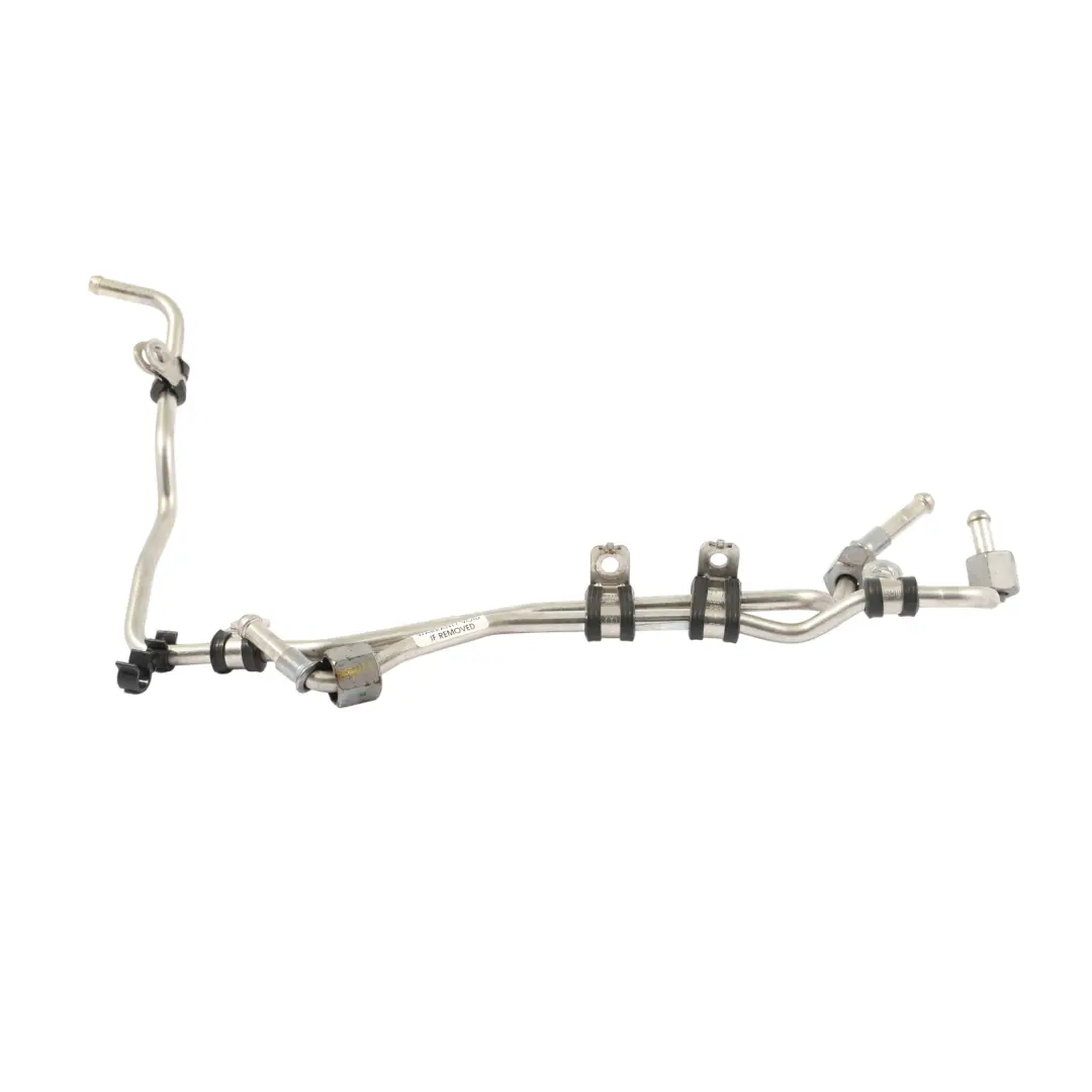 C63 M177 Tuyau D'Alimentation En Carburant Droit pour Mercedes W205 à propos du numéro de pièce A1770701732 Mercedes W205 C63 M177 Tuyau D'Alimentation En Carburant Droit - SKU A1770701732 - Numéro de pièce A1770701732