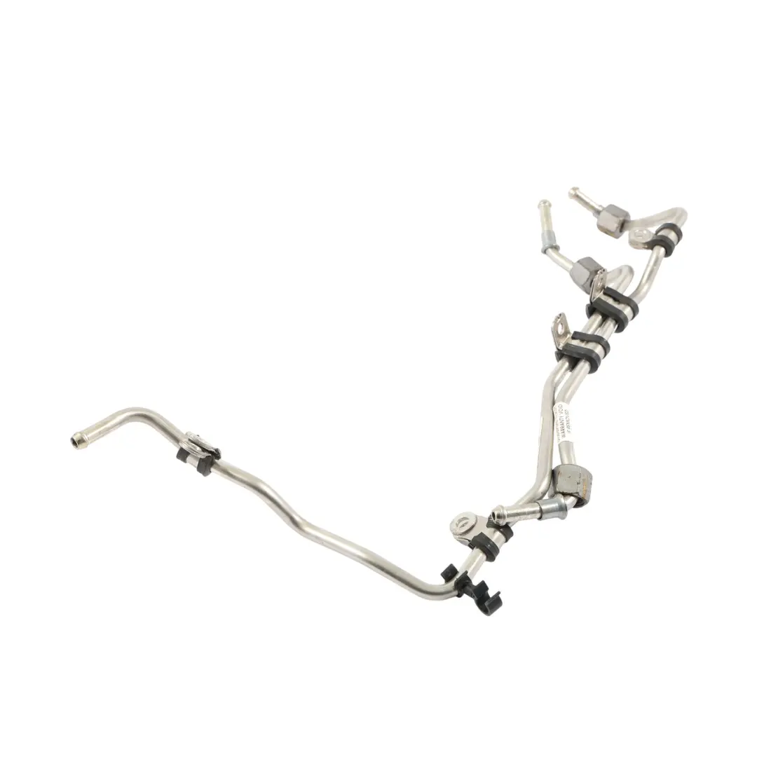 C63 M177 Linea Alimentazione Carburante Tubo Destro per Mercedes W205 con numero di parte A1770701732 Mercedes W205 C63 M177 Linea Alimentazione Carburante Tubo Destro - SKU A1770701732 - Numero di parte A1770701732