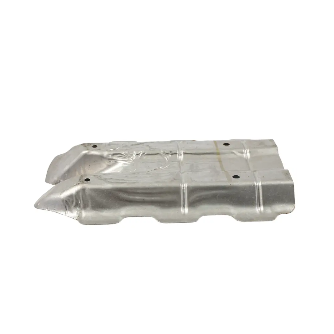 Piastra Schermatura Collettore V8 M177 per Mercedes W205 W213 63 AMG con numero di parte A1771512045 Mercedes W205 W213 63 AMG Piastra Schermatura Collettore V8 M177 - SKU A1771512045 - Numero di parte A1771512045