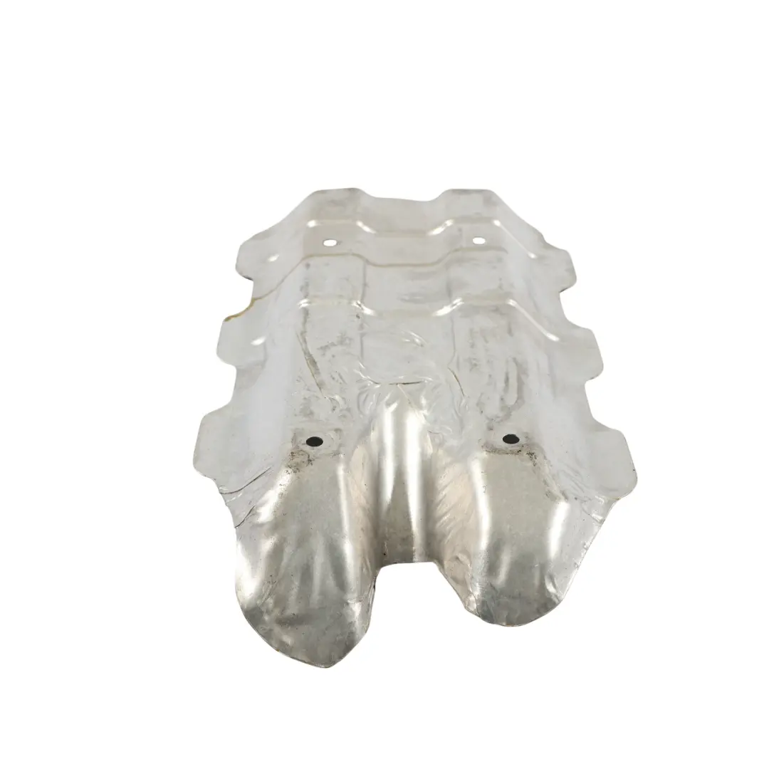 Piastra Schermatura Collettore V8 M177 per Mercedes W205 W213 63 AMG con numero di parte A1771512045 Mercedes W205 W213 63 AMG Piastra Schermatura Collettore V8 M177 - SKU A1771512045 - Numero di parte A1771512045
