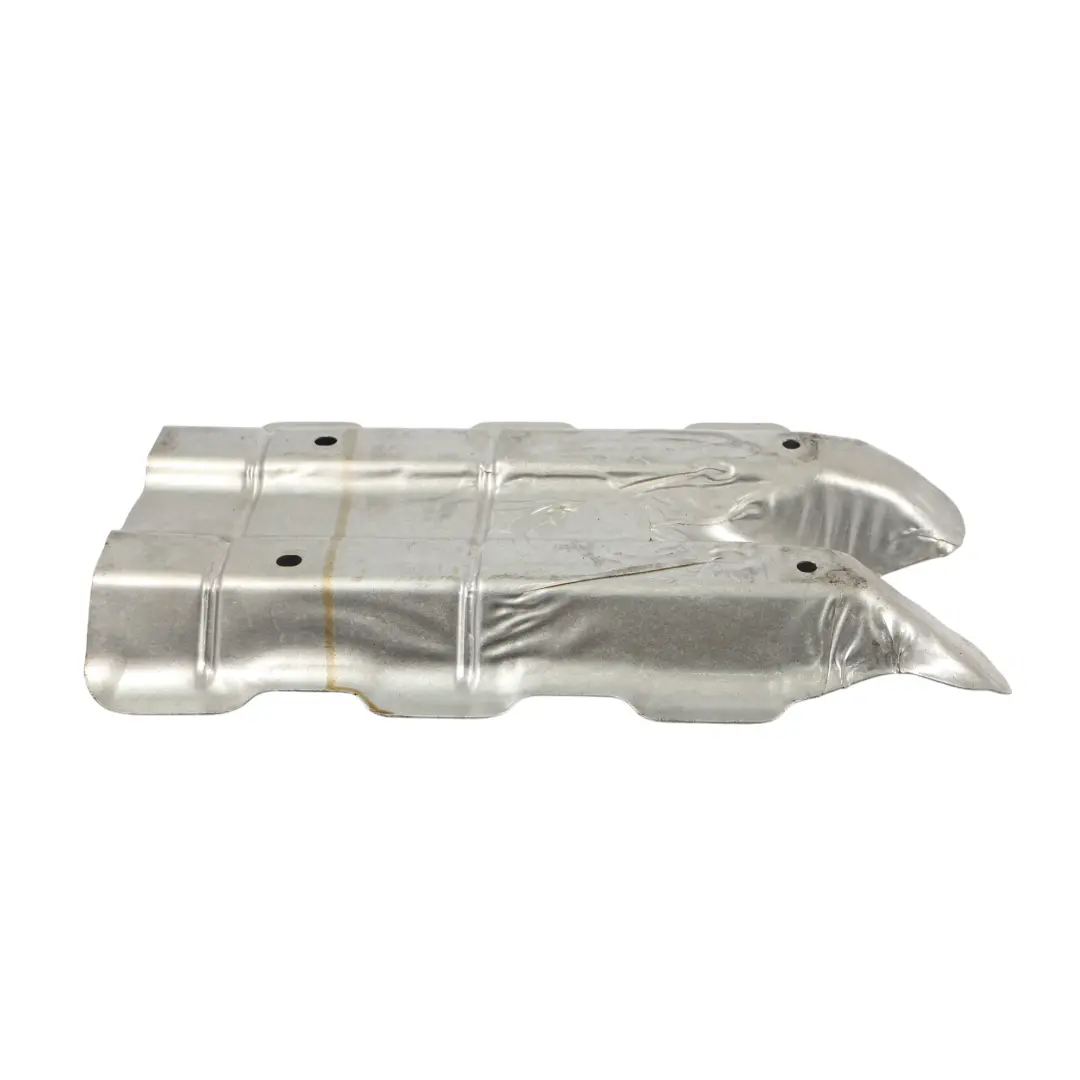 Piastra Schermatura Collettore V8 M177 per Mercedes W205 W213 63 AMG con numero di parte A1771512045 Mercedes W205 W213 63 AMG Piastra Schermatura Collettore V8 M177 - SKU A1771512045 - Numero di parte A1771512045