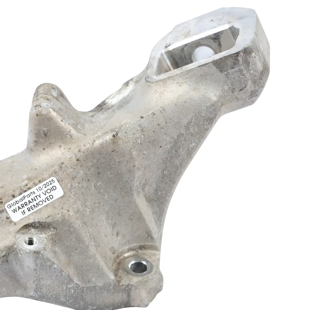 C63 M177 Support De Fixation Moteur Essence Côté Droit pour Mercedes W205 à propos du numéro de pièce A1772230204 Mercedes W205 C63 M177 Support De Fixation Moteur Essence Côté Droit - SKU A1772230204 - Numéro de pièce A1772230204