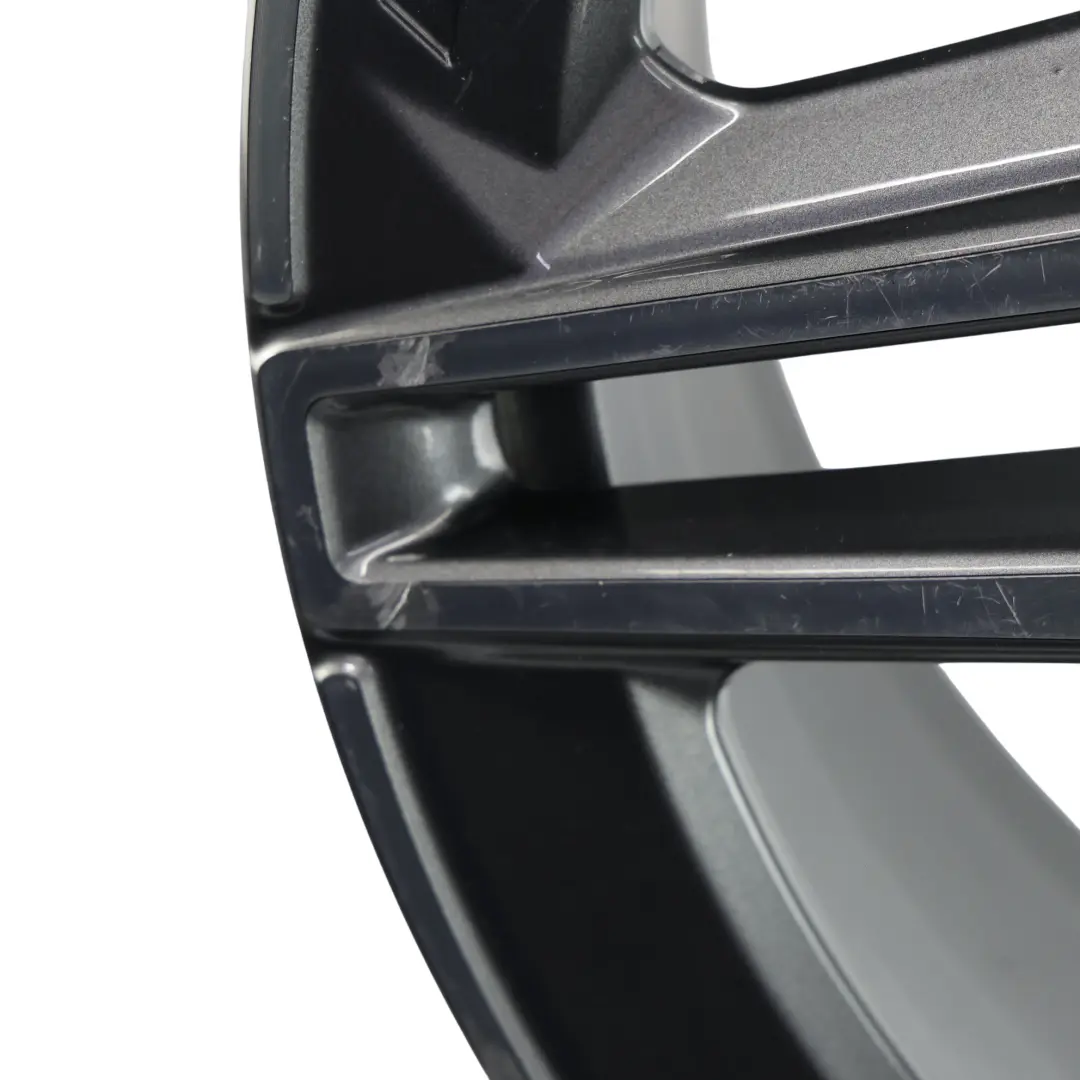 Cerchio lega 5 doppie razze 18" 7,5J ET:49 per Mercedes W177 V177 AMG con numero di parte A1774011500 Mercedes W177 V177 AMG Cerchio lega 5 doppie razze 18" 7,5J ET:49 - SKU A1774011500-3 - Numero di parte A1774011500