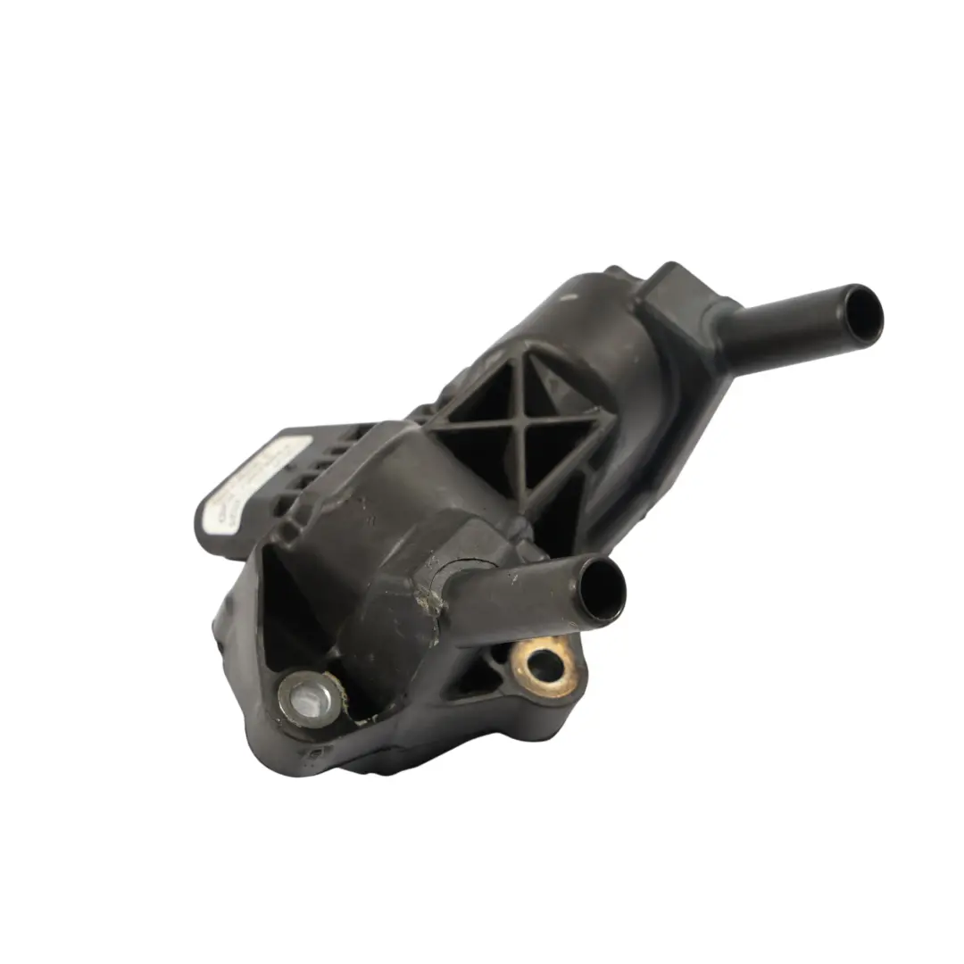 Bobine D'Allumage Moteur 63 AMG V8 M177 pour Mercedes W205 W213 à propos du numéro de pièce A1779069500 Mercedes W205 W213 Bobine D'Allumage Moteur 63 AMG V8 M177 - SKU A1779069500 - Numéro de pièce A1779069500