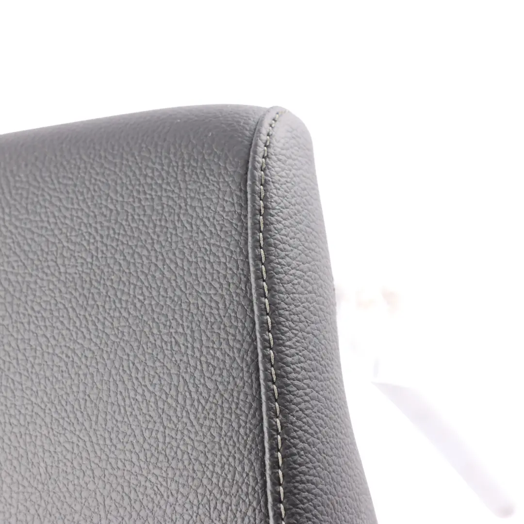 Siège Arrière À Appui-Tête Banquette Centrale En Cuir Noir pour Mercedes W177 W247 à propos du numéro de pièce A1779708600 Mercedes W177 W247 Siège Arrière À Appui-Tête Banquette Centrale En Cuir Noir - SKU A1779708600 - Numéro de pièce A1779708600