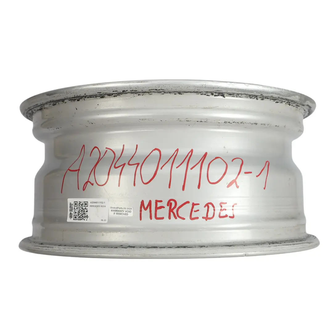 Mercedes W204 Llanta Aleación Plateada 7 Agujeros 16" ET:43 7J - SKU A2044011102-1 - Número de pieza A2044011102