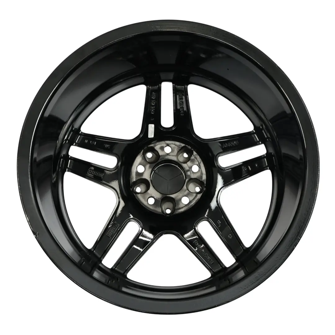 Jante Alliage Noir 5 Doubles Branches 18" ET:50 8J pour Mercedes W204 AMG à propos du numéro de pièce A2044014102 Mercedes W204 AMG Jante Alliage Noir 5 Doubles Branches 18" ET:50 8J - SKU A2044014102 - Numéro de pièce A2044014102