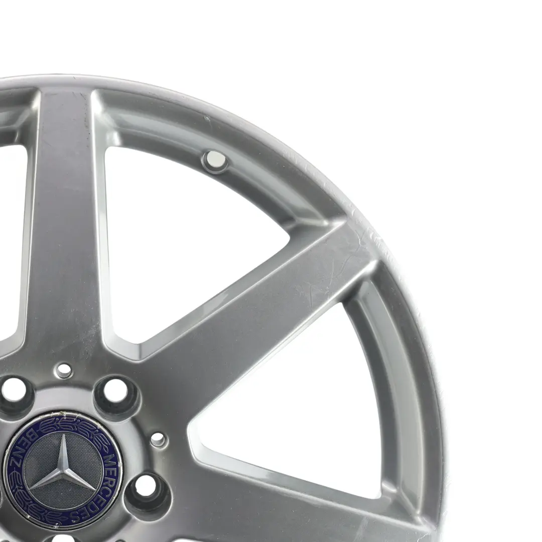 Cerchio in lega anteriore a 7 razze 18" 8J ET:50 per Mercedes W204 con numero di parte A2044019802 Mercedes W204 Cerchio in lega anteriore a 7 razze 18" 8J ET:50 - SKU A2044019802-1 - Numero di parte A2044019802