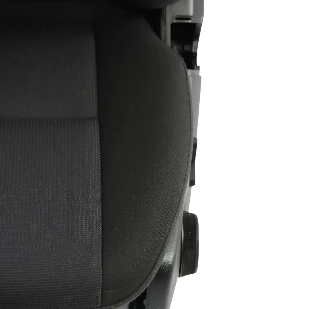 Sedile anteriore Mercedes W204 Tessuto Aberdeen Panno Nero Sinistro per con numero di parte A2049100347 Sedile anteriore Mercedes W204 Tessuto Aberdeen Panno Nero Sinistro - SKU A2049100347-3 - Numero di parte A2049100347