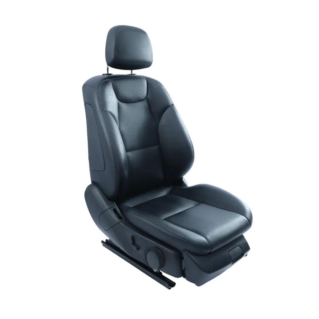 Fotel Przedni Sportowy Elektryczny Grzany Prawy do Mercedes W204 o numerze A2049101493 Mercedes W204 Fotel Przedni Sportowy Elektryczny Grzany Prawy - SKU A2049101493-1 - Numer Części A2049101493