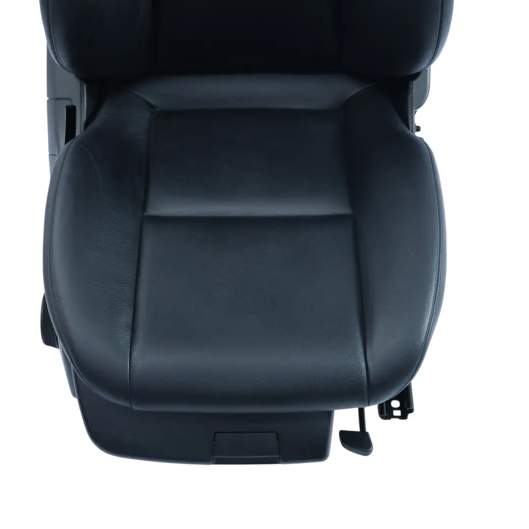 Asiento Delantero Eléctrico Calefactable Cuero Negro Lado Derecho para Mercedes W204 con número de pieza A2049101493 Mercedes W204 Asiento Delantero Eléctrico Calefactable Cuero Negro Lado Derecho - SKU A2049101493-1 - Número de pieza A2049101493