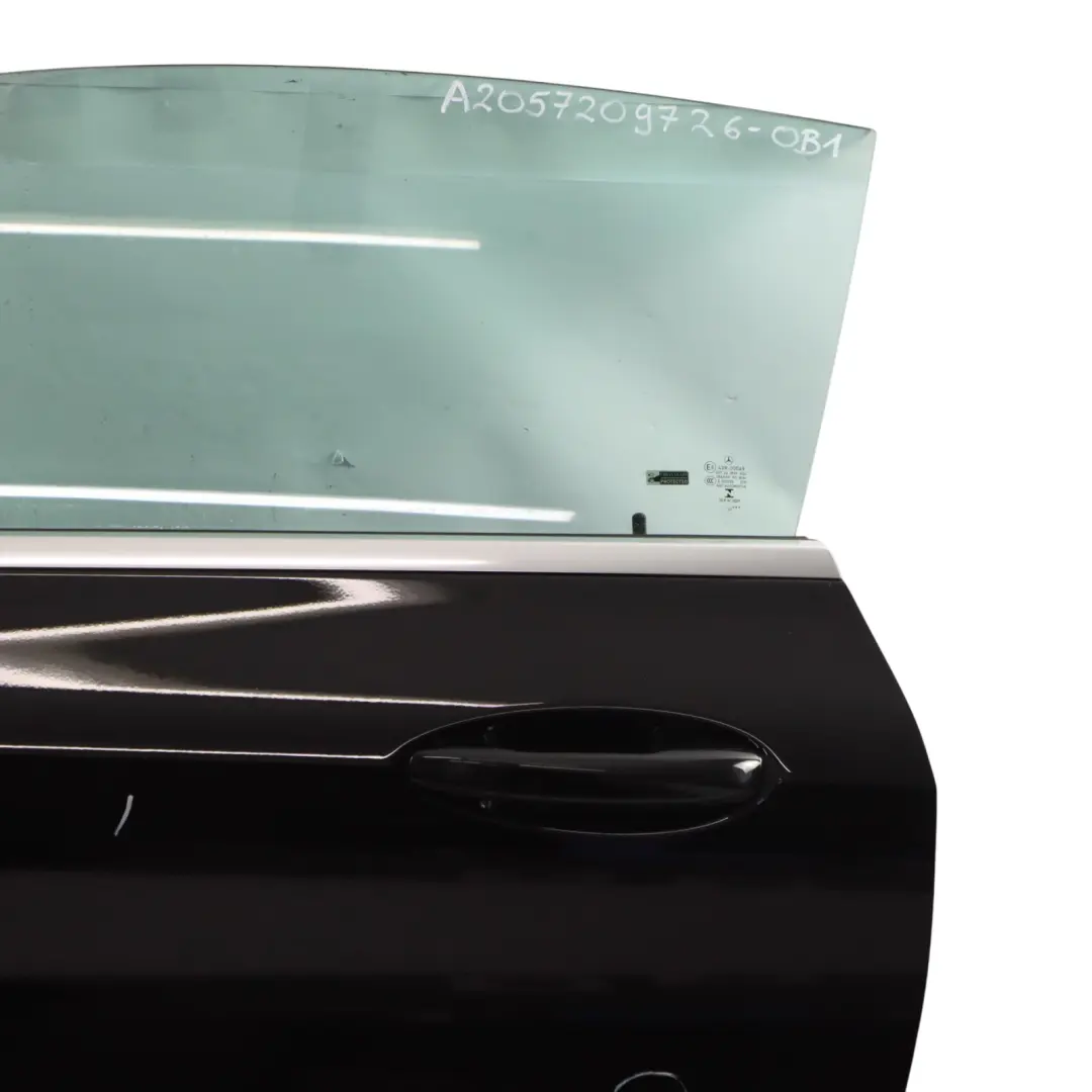 Tür Vorne Links Obsidianschwarz Metallic - 197 für Mercedes C205 mit Teilenummer A2057209726 Mercedes C205 Tür Vorne Links Obsidianschwarz Metallic - 197 - SKU A2057209726-OB1 - Teilenummer A2057209726