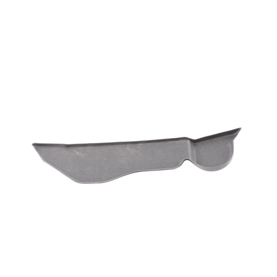 Türkarte Matte Gummieinsatz Platte Vorne Rechts 2450906 für Mercedes W205 mit Teilenummer A2057278200 Mercedes W205 Türkarte Matte Gummieinsatz Platte Vorne Rechts 2450906 - SKU A2057278200 - Teilenummer A2057278200