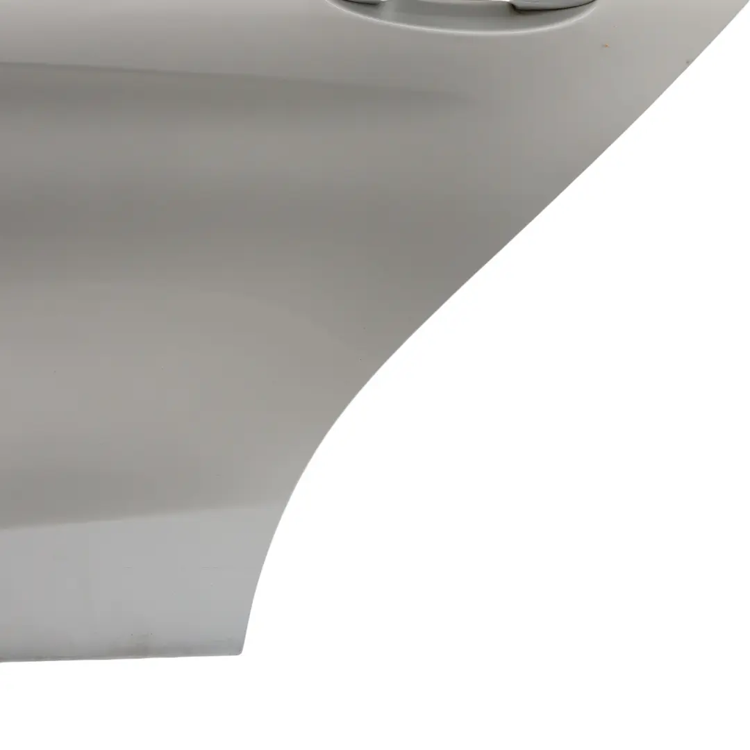 Mercedes W205 Porte Arrière Gauche Iridium Silver Metallic Argent - 775 - SKU A2057300105-IRS - Numéro de pièce A2057300105
