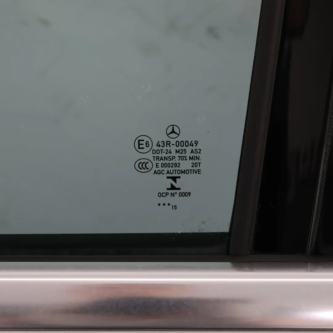 Porta Posteriore Sinistra Iridium Silver Metallic - 775 per Mercedes W205 con numero di parte A2057300105 Mercedes W205 Porta Posteriore Sinistra Iridium Silver Metallic - 775 - SKU A2057300105-IRS - Numero di parte A2057300105