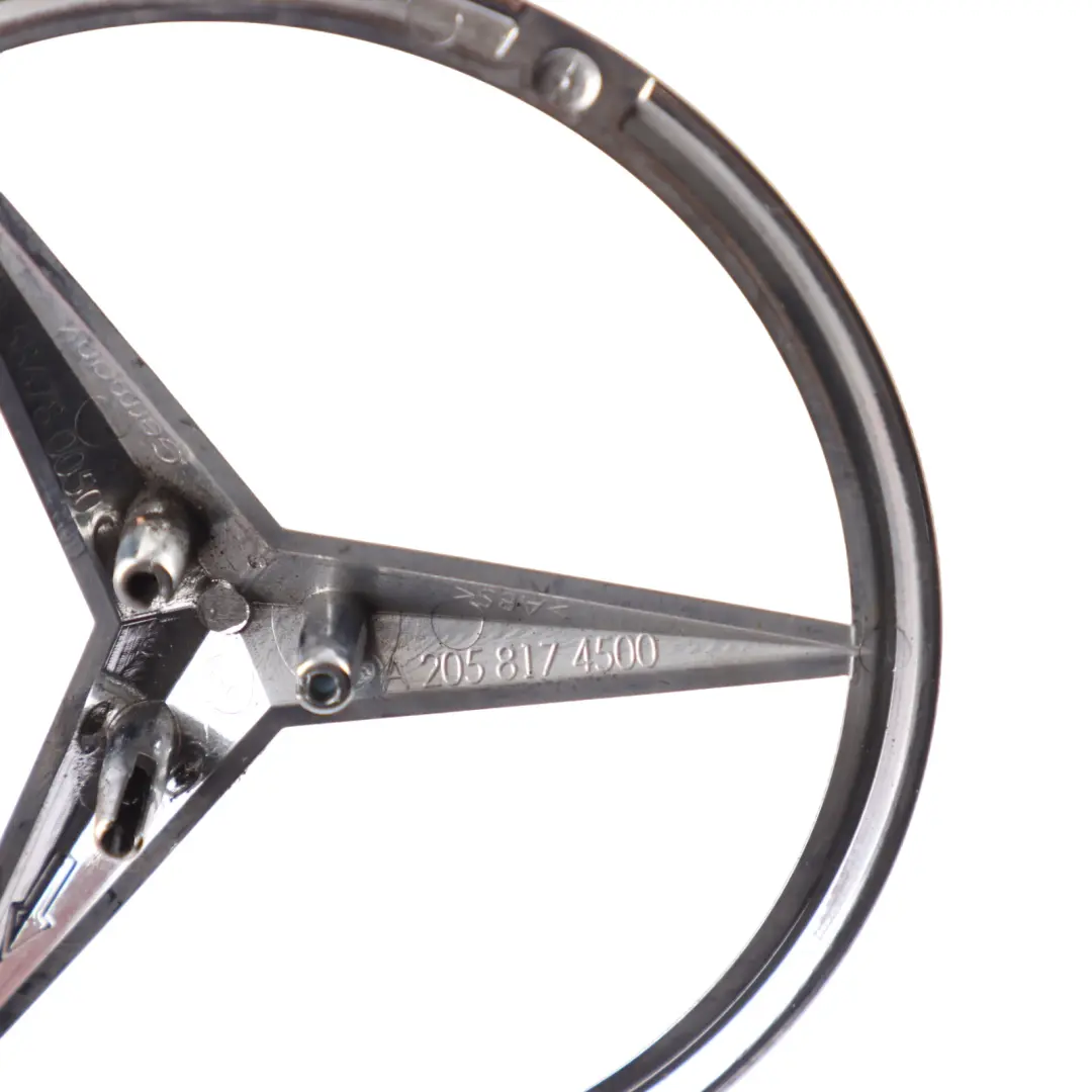 Emblem Kofferraumdeckel Stern Logo Hinten Abzeichen für Mercedes W205 mit Teilenummer A2058174500 Mercedes W205 Emblem Kofferraumdeckel Stern Logo Hinten Abzeichen - SKU A2058174500 - Teilenummer A2058174500