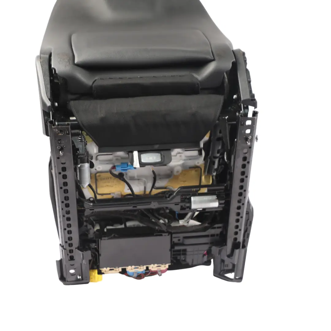 Mercedes W205 Asiento Delantero Derecho Cuero Negro Calefaccionado Memoria - SKU A2059101147-5 - Número de pieza A2059101147