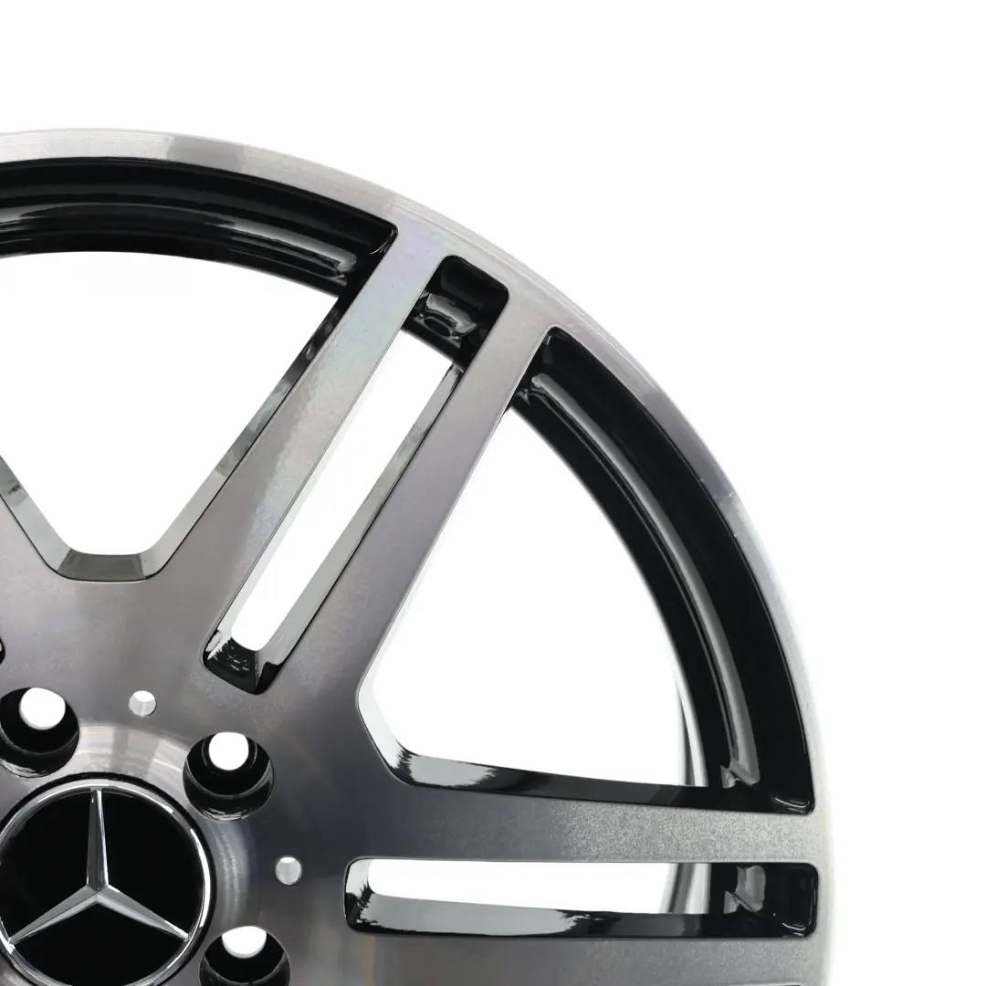 W207 A207 Leicht Metall Felge 18" 8J ET:45 6-Doppelspeiche für Mercedes mit Teilenummer A2074011302 Mercedes W207 A207 Leicht Metall Felge 18" 8J ET:45 6-Doppelspeiche - SKU A2074011302-10 - Teilenummer A2074011302