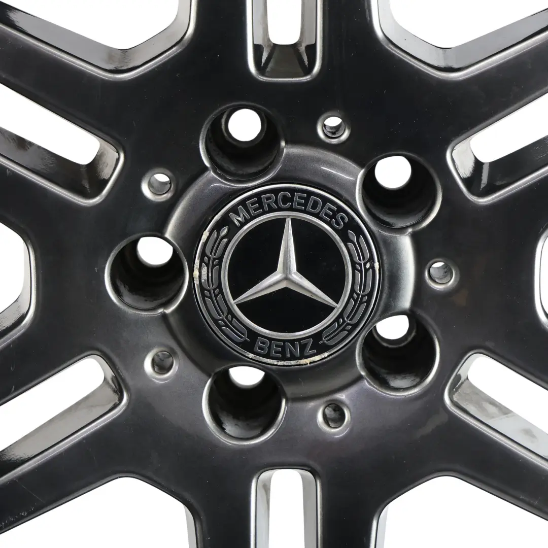 Llanta Aleación Delantera Gris 18" 8J ET:45 para Mercedes C207 A207 AMG con número de pieza A2074011302 Mercedes C207 A207 AMG Llanta Aleación Delantera Gris 18" 8J ET:45 - SKU A2074011302-8 - Número de pieza A2074011302