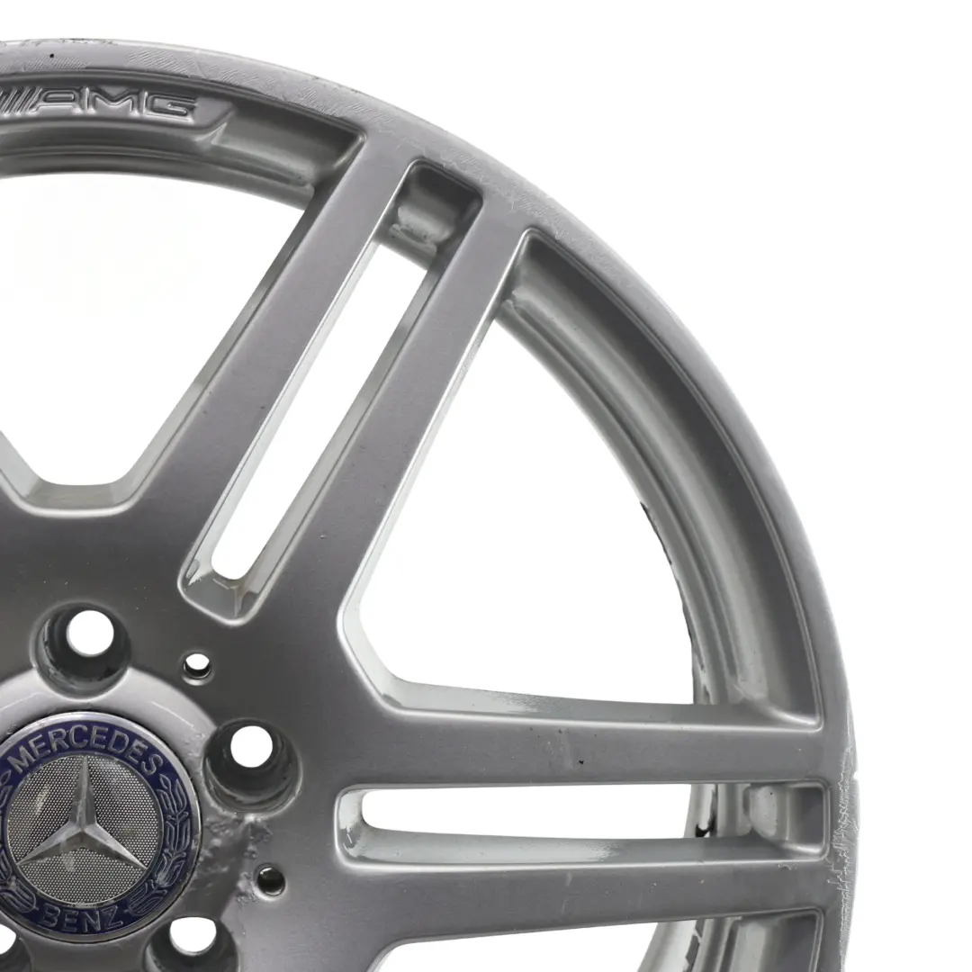 W207 A207 Felga Aluminiowa 18" 8.5J ET:49 do Mercedes o numerze A2074011402 Mercedes W207 A207 Felga Aluminiowa 18" 8.5J ET:49 - SKU A2074011402-1 - Numer Części A2074011402