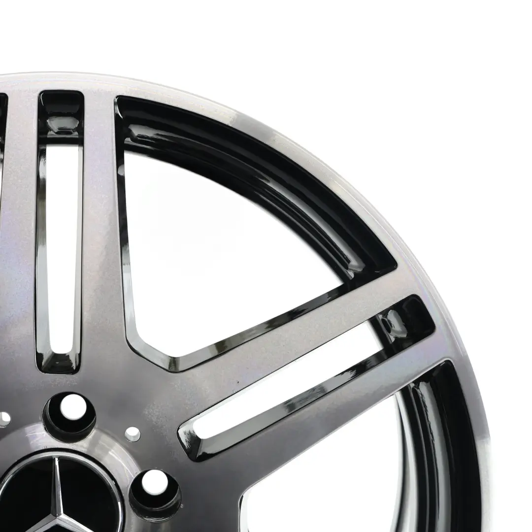W207 Hinter Rad Felge Leichtmetall 18" 8,5J ET:49 für Mercedes mit Teilenummer A2074011402 Mercedes W207 Hinter Rad Felge Leichtmetall 18" 8,5J ET:49 - SKU A2074011402-10 - Teilenummer A2074011402