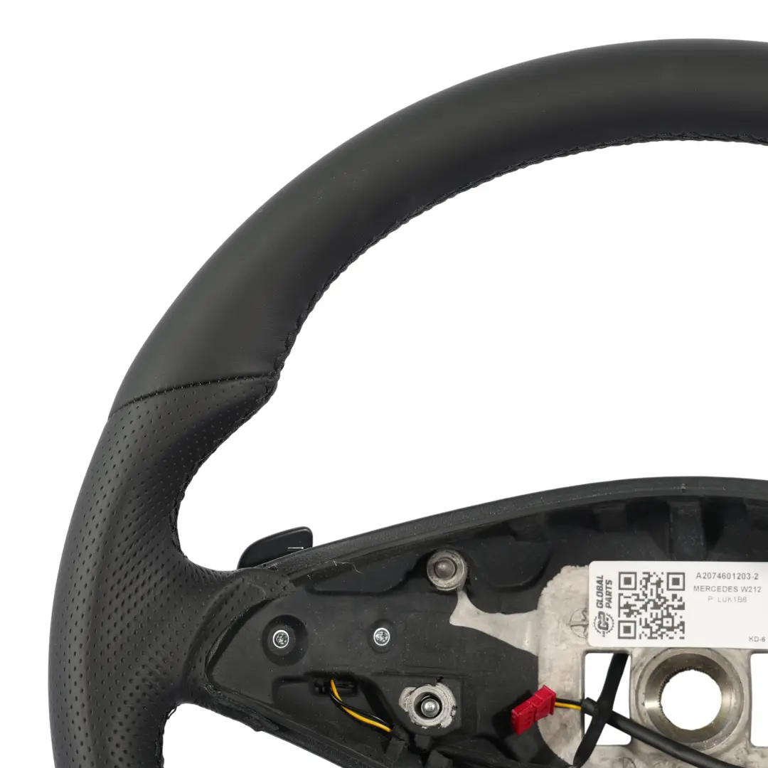  Volant Mercedes W212 NOUVEAU Cuir Noir avec Fils Noirs Paddle Shift - SKU A2074601203-2 - Numéro de pièce A2074601203