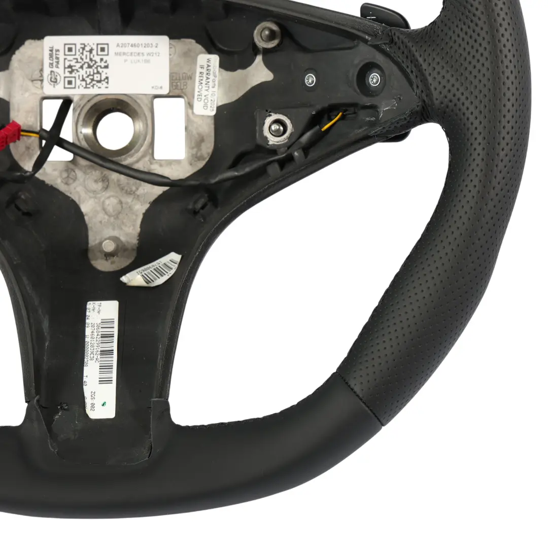  Volant Mercedes W212 NOUVEAU Cuir Noir avec Fils Noirs Paddle Shift - SKU A2074601203-2 - Numéro de pièce A2074601203