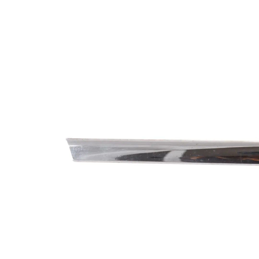 Coupé Guardabarros Trasero Cuarto Moldura Tira Derecha para Mercedes C207 con número de pieza A2076980262 Mercedes C207 Coupé Guardabarros Trasero Cuarto Moldura Tira Derecha - SKU A2076980262 - Número de pieza A2076980262