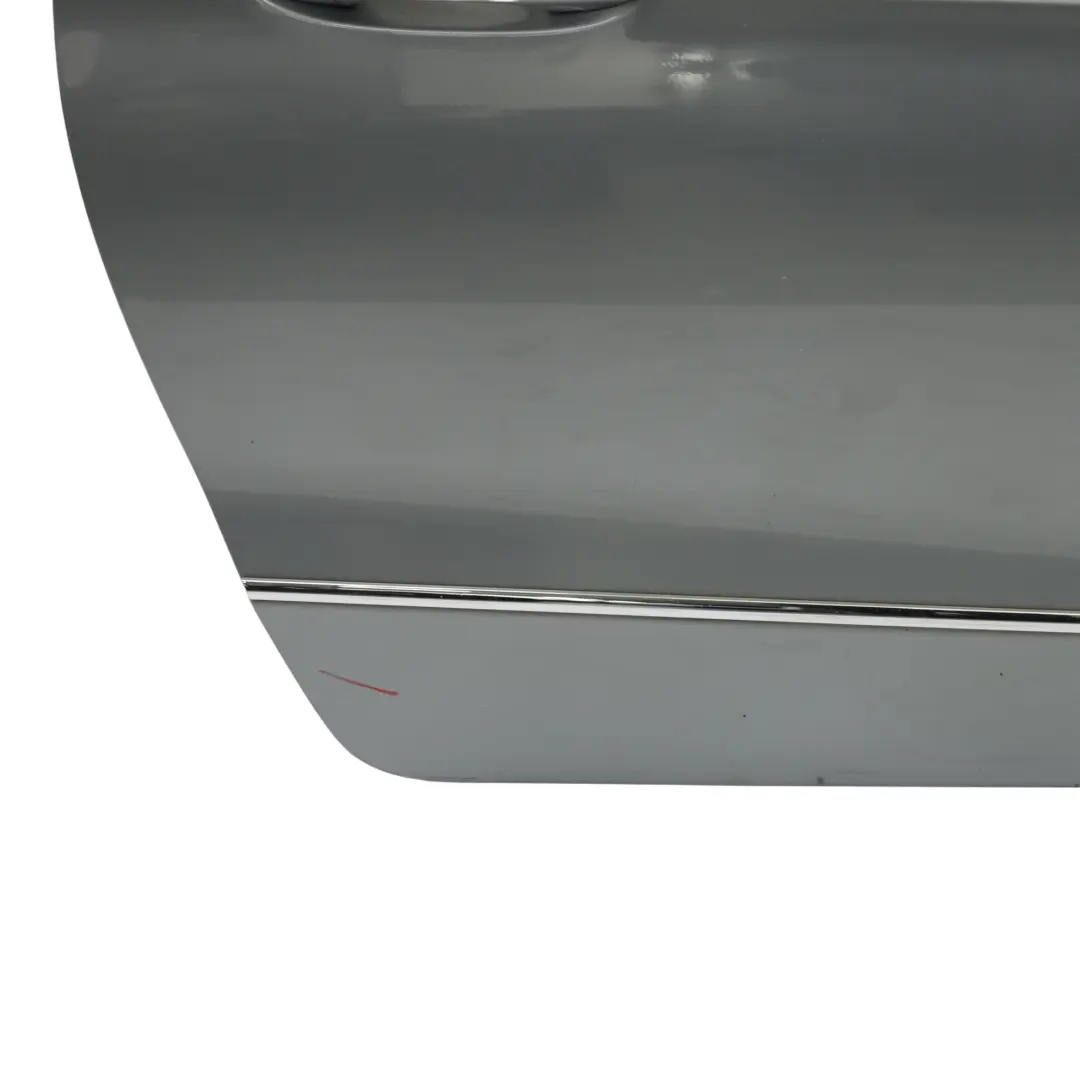 W207 Porta Anteriore Destra Palladium Silver Metallic Argento - 792 per Mercedes con numero di parte A2077200205 Mercedes W207 Porta Anteriore Destra Palladium Silver Metallic Argento - 792 - SKU A2077200205-PAL - Numero di parte A2077200205