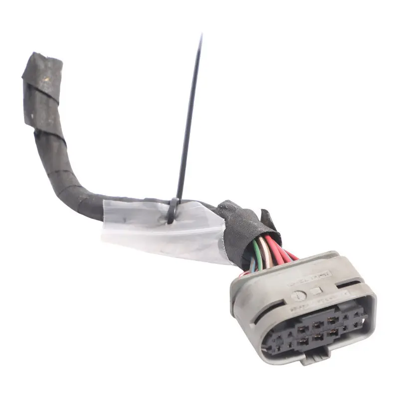 Mercedes W207 Prise Phare Câblage Avant Droit - SKU A2078200639-5 - Numéro de pièce A2078200639