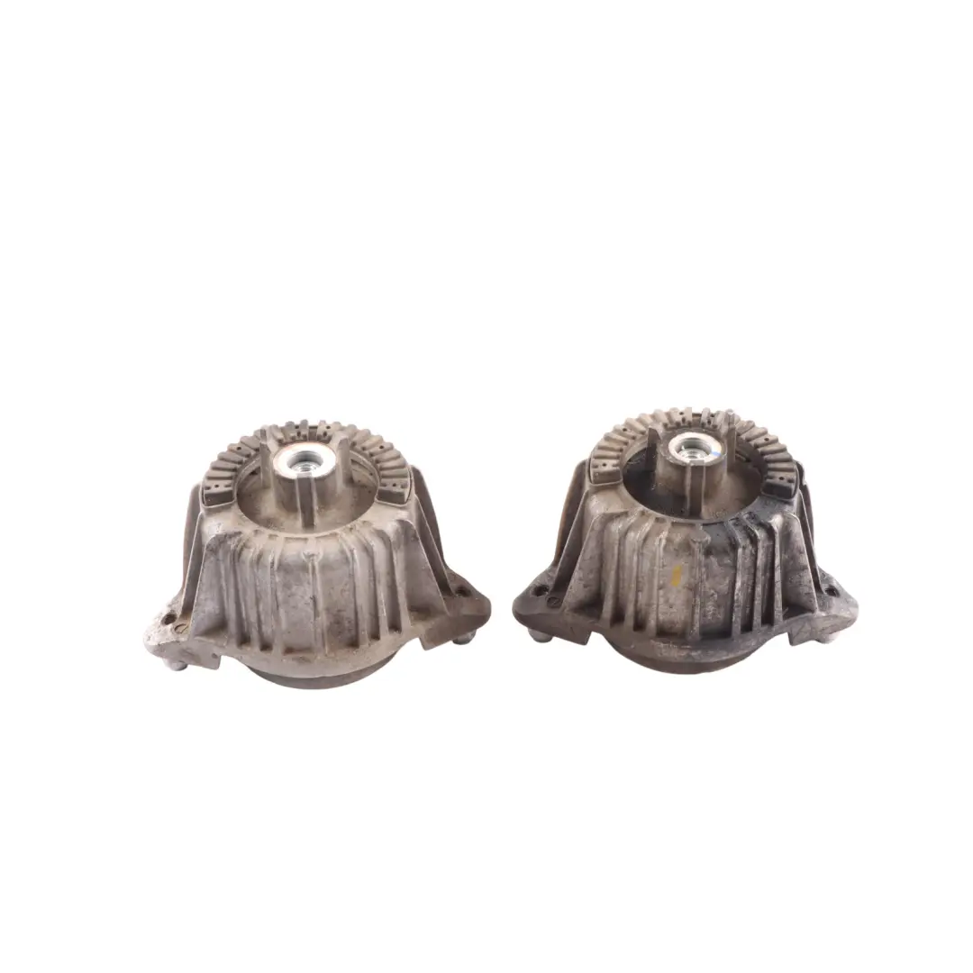 Łapa Mocowanie Silnika Lewa Prawa OM651 Diesel do Mercedes W212 o numerze A2122406317 Mercedes W212 Łapa Mocowanie Silnika Lewa Prawa OM651 Diesel - SKU A2122406317-2 - Numer Części A2122406317