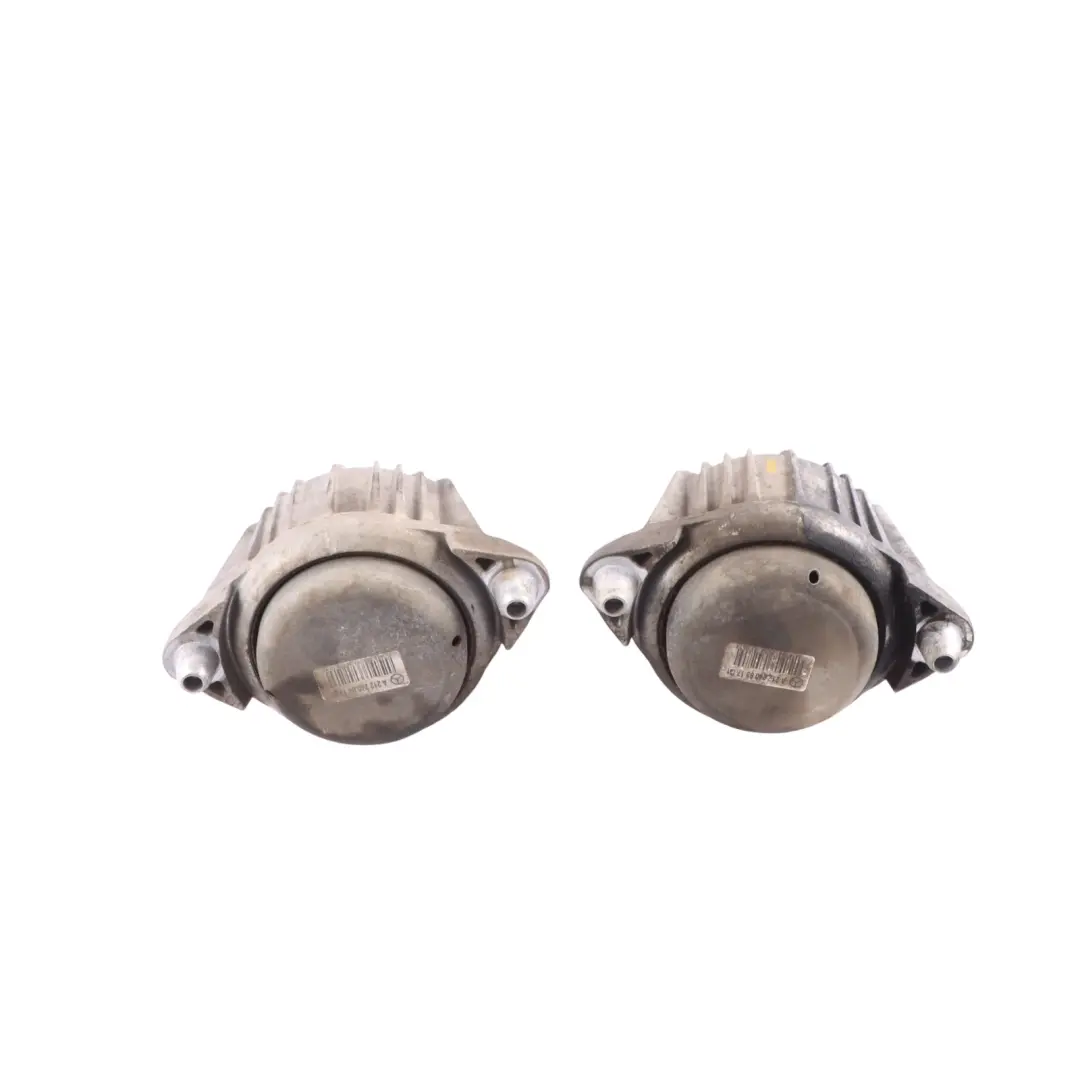 Mercedes W212 OM651 Dieselmotor Links Rechts Halterung - SKU A2122406317-2 - Teilenummer A2122406317