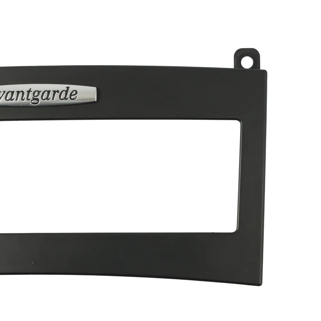 Garniture Tableau Bord Climatisation Noire pour Mercedes W212 à propos du numéro de pièce A2126807507 Mercedes W212 Garniture Tableau Bord Climatisation Noire - SKU A2126807507-2 - Numéro de pièce A2126807507