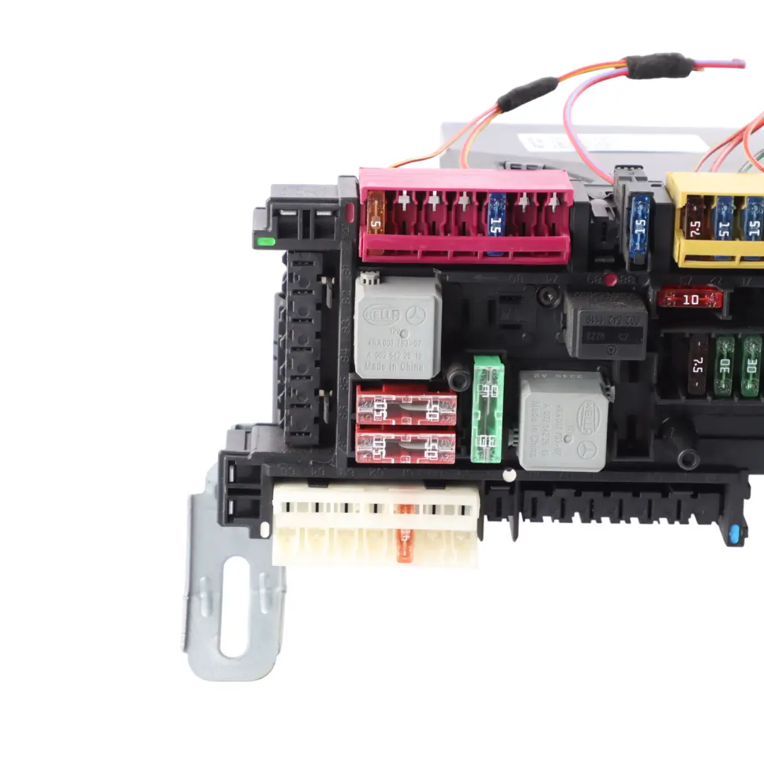 Mercedes S212 Fuse Box Rear Relay Control Unit Electric Module SAM - SKU A2129001506 - Part number A2129001506