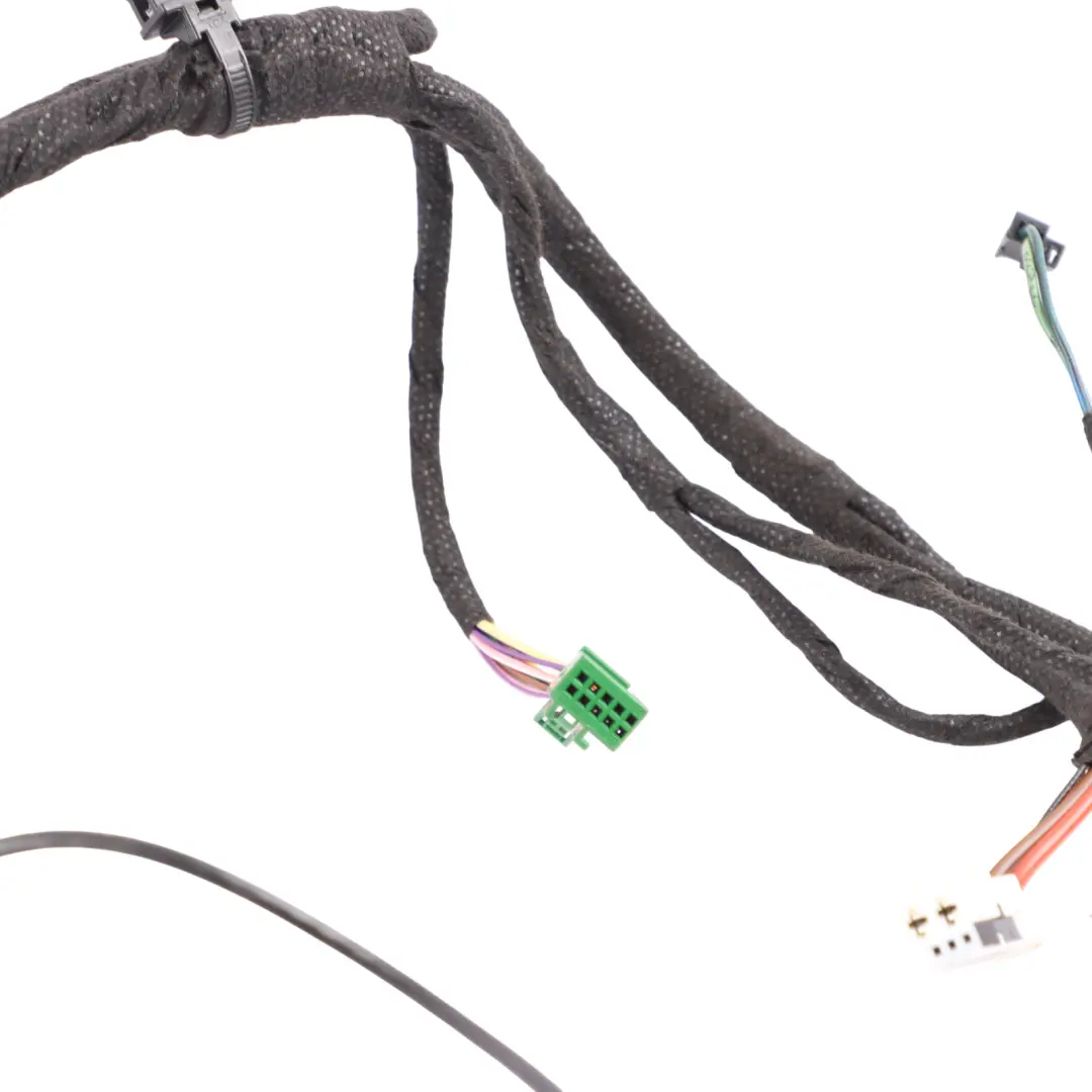 Front Door Wiring Harness Keyless Driver's Side to Mercedes W213 with Part number A2135409130 Mercedes W213 Front Door Wiring Harness Keyless Driver's Side - SKU RHD-A2135409130 - Part number A2135409130