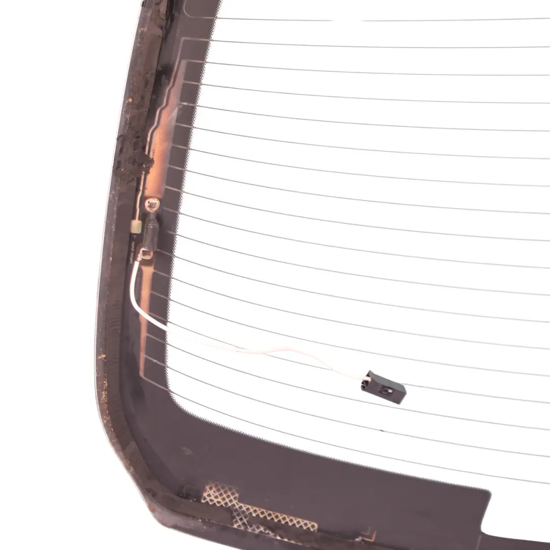 Window Tailgate Green Glass Glazing AS2 to Mercedes W213 Rear with Part number A2136706100 Mercedes W213 Rear Window Tailgate Green Glass Glazing AS2 - SKU A2136706100 - Part number A2136706100