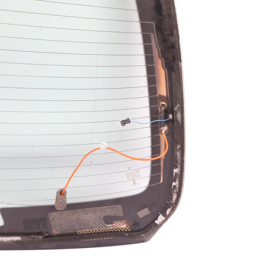 Window Tailgate Green Glass Glazing AS2 to Mercedes W213 Rear with Part number A2136706100 Mercedes W213 Rear Window Tailgate Green Glass Glazing AS2 - SKU A2136706100 - Part number A2136706100