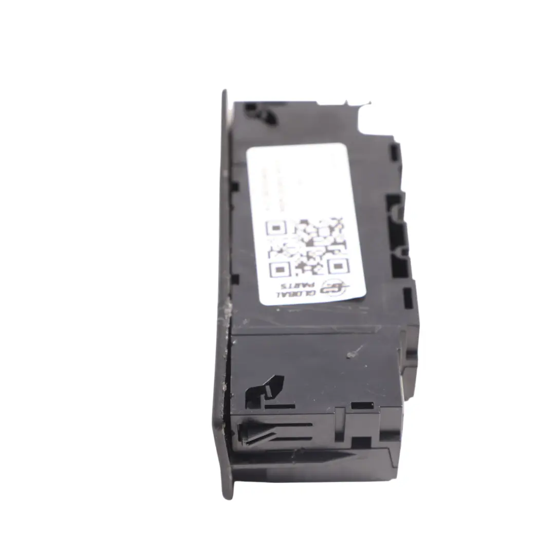 USB SD Card Module Multimedia Reader Port Socket to Mercedes C205 W213 with Part number A2138200400 Mercedes C205 W213 USB SD Card Module Multimedia Reader Port Socket - SKU A2138200400-1 - Part number A2138200400