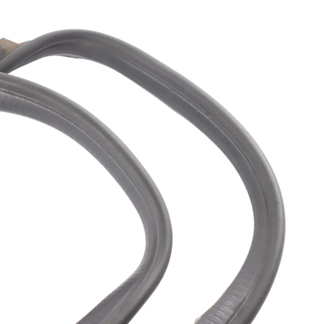 Boot Lid Tailgate Door Rubber Seal Gasket to Mercedes C216 Rear with Part number A2167500498 Mercedes C216 Rear Boot Lid Tailgate Door Rubber Seal Gasket - SKU A2167500498 - Part number A2167500498