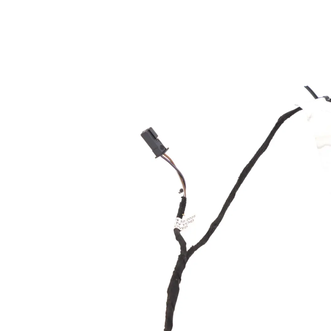 Front Door Wiring Harness Loom Driver Side to Mercedes CLS C218 with Part number A2185402605 Mercedes CLS C218 Front Door Wiring Harness Loom Driver Side - SKU A2185402605 - Part number A2185402605