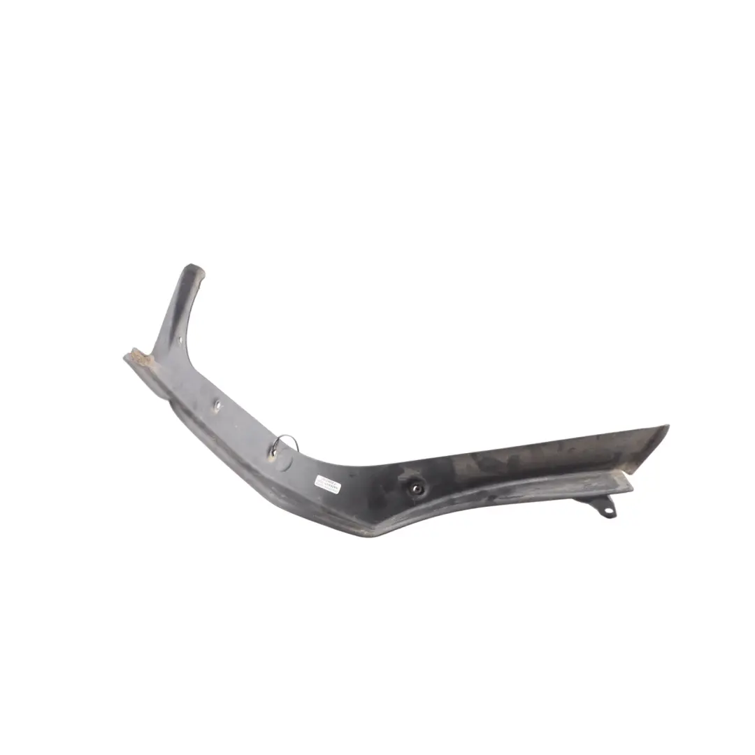 Tylna Lewa Osłona Bagażnika do Mercedes C218 o numerze A2186930133 Mercedes C218 Tylna Lewa Osłona Bagażnika - SKU A2186930133 - Numer Części A2186930133
