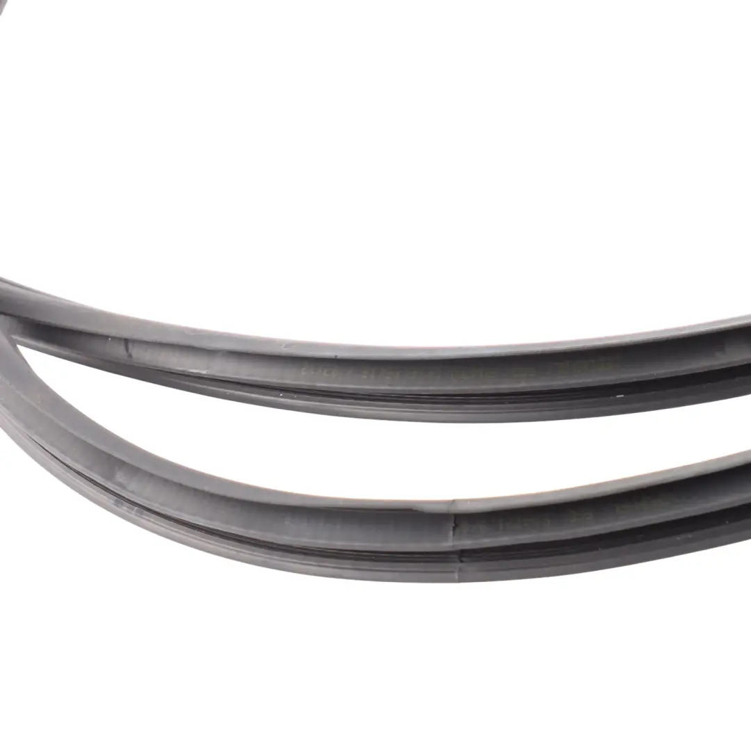 Mercedes CLS C218 Door Seal Rubber Gasket Rear Right O/S - SKU A2187302078 - Part number A2187302078