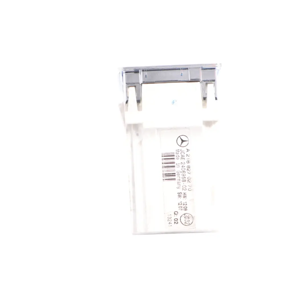 Armaturenbrett Analoge Zeituhr Info für Mercedes C207 W212 C218 mit Teilenummer A2188270270 Mercedes C207 W212 C218 Armaturenbrett Analoge Zeituhr Info - SKU A2188270270 - Teilenummer A2188270270