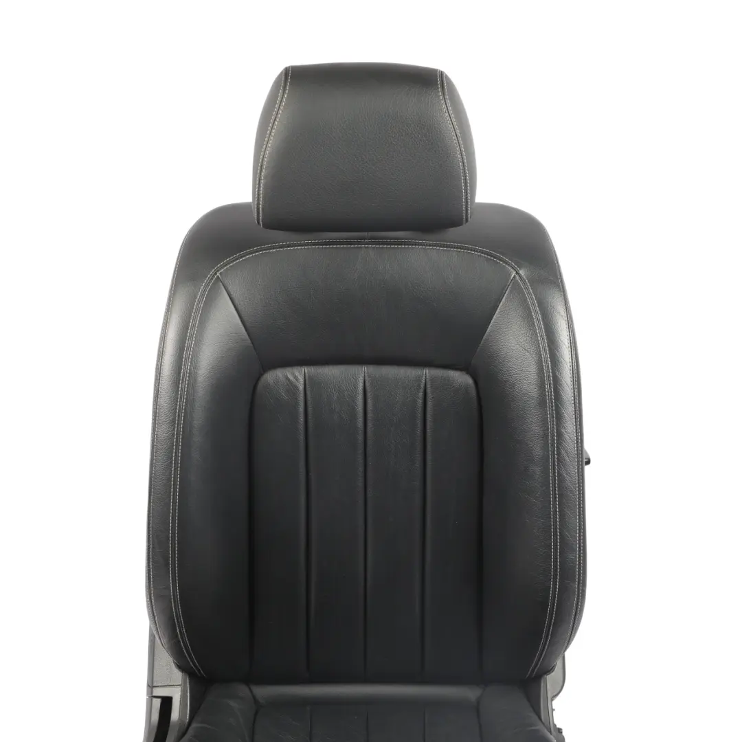 Delantero Derecho Asiento Calefactable Cuero Blanco Negro Costura para Mercedes X218 con número de pieza A2189100847 Mercedes X218 Delantero Derecho Asiento Calefactable Cuero Blanco Negro Costura - SKU A2189100847-1 - Número de pieza A2189100847