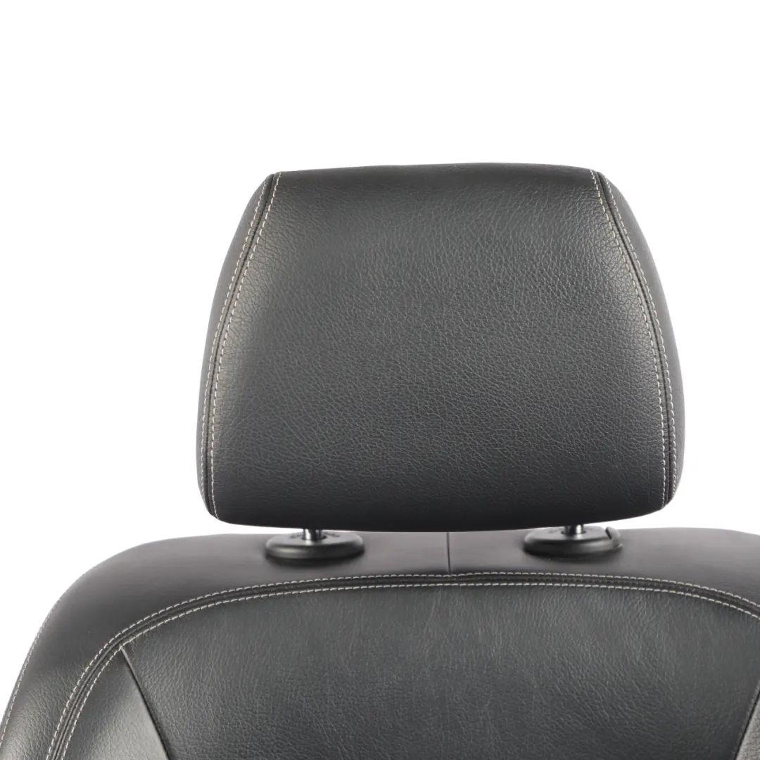 Sedile anteriore destro riscaldato pelle nero bianco cuciture per Mercedes CLS X218 con numero di parte A2189100847 Mercedes CLS X218 Sedile anteriore destro riscaldato pelle nero bianco cuciture - SKU A2189100847-1 - Numero di parte A2189100847