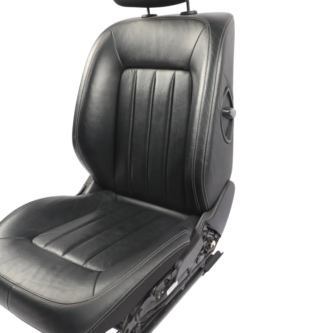 Mercedes CLS X218 Sedile anteriore destro riscaldato pelle nero bianco cuciture - SKU A2189100847-1 - Numero di parte A2189100847