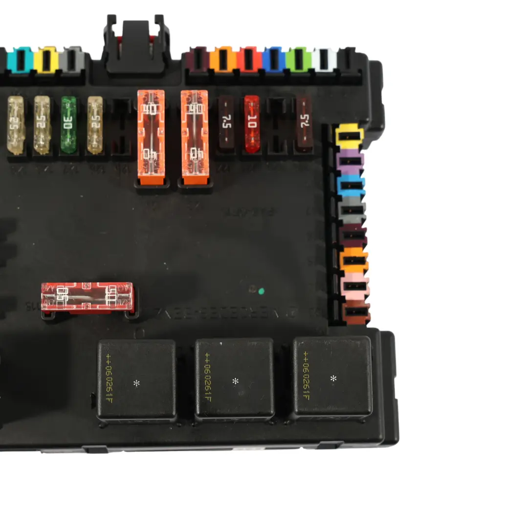 Mercedes W221 Caja Fusibles SAM Trasera Control Distribución Energía - SKU A2215403050-1 - Número de pieza A2215403050